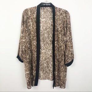 Signature Collection Leopard Kimono